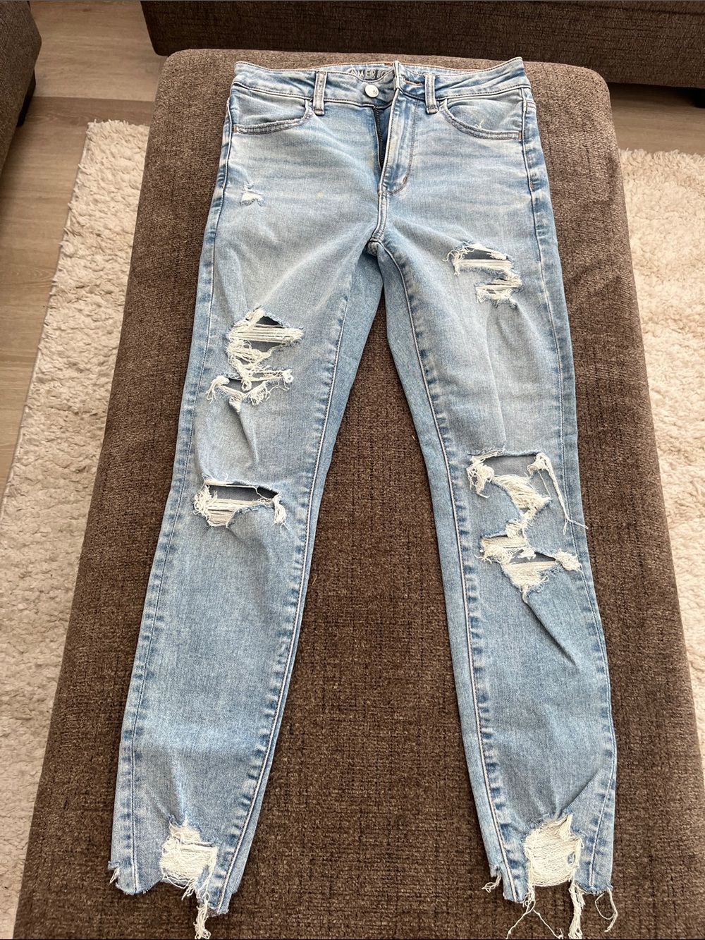 American Eagle Outfitters Light Blue Distressed Skinny Jeans